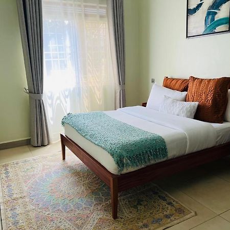 Alsander Homes Peach Bweyogerere Ngoại thất bức ảnh