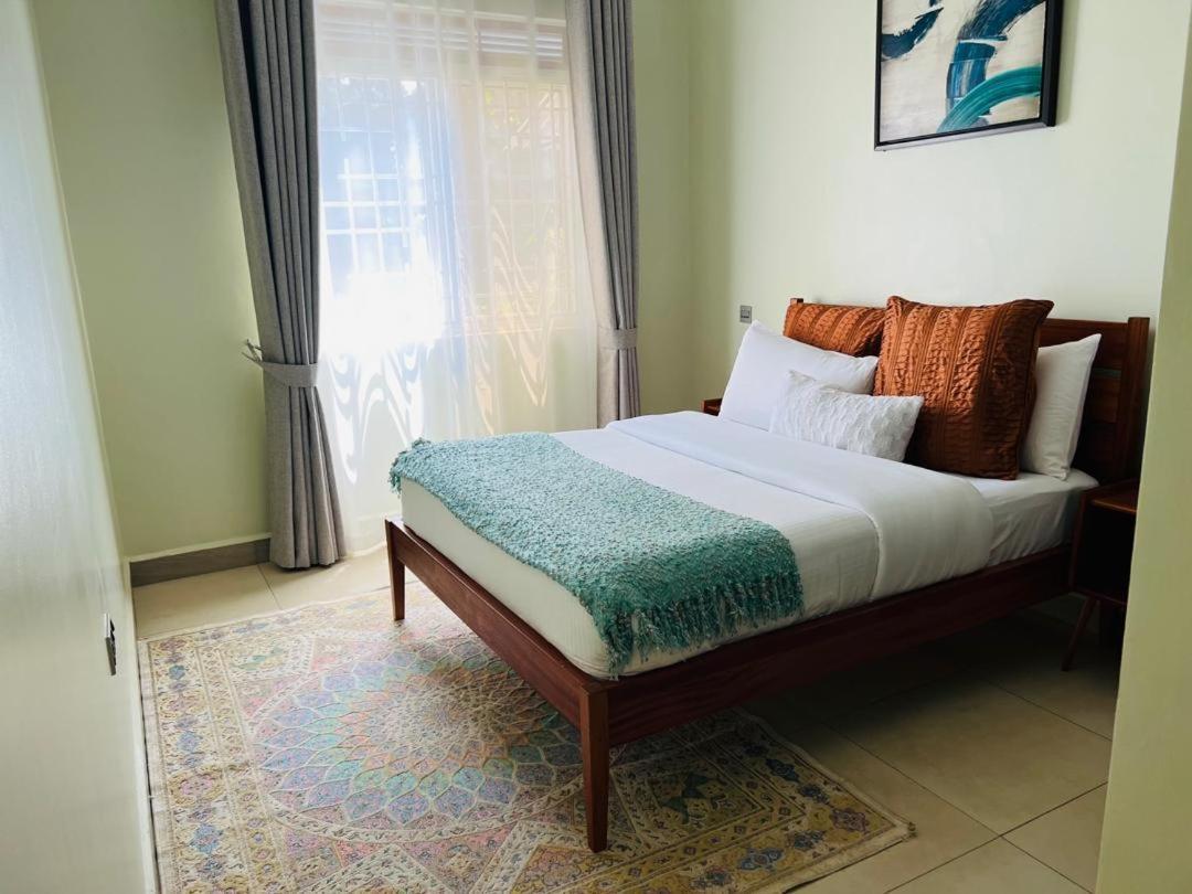Alsander Homes Peach Bweyogerere Ngoại thất bức ảnh